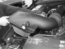 Ram-Air Cold-Air Intake System Oiled Filter 04.5-05 Chevy/GMC 6.6L LLY Banks Power
